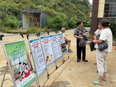 江西省彭澤縣開展2025年世界母乳喂養(yǎng)周主題宣傳活動(dòng)，提供專業(yè)營(yíng)養(yǎng)健康咨詢服務(wù)